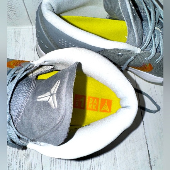 KOBE A.D. 'GREY SNAKESKIN' NIKE’S - Picture 10 of 13